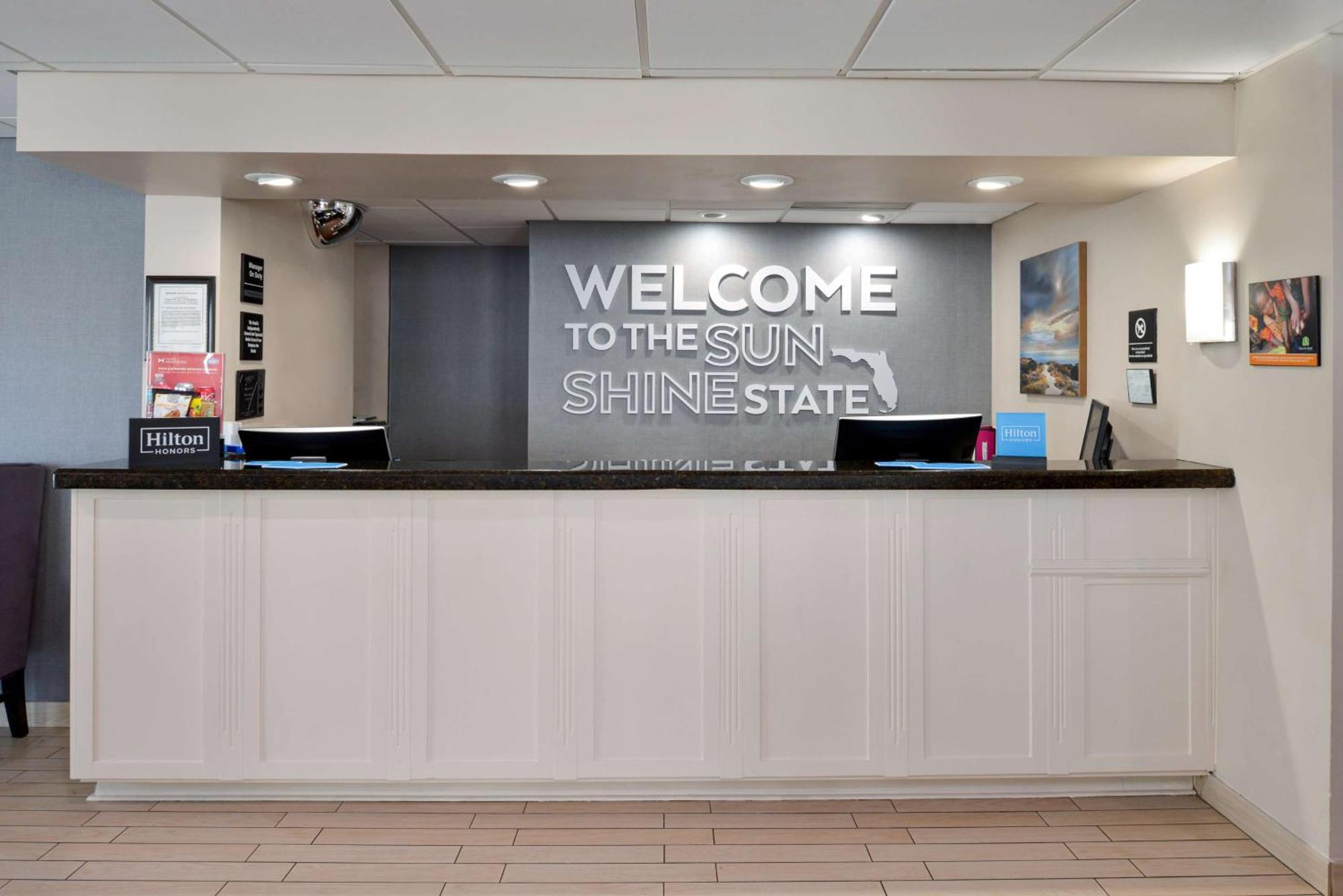 Hampton Inn Vero Beach Outlets Екстер'єр фото