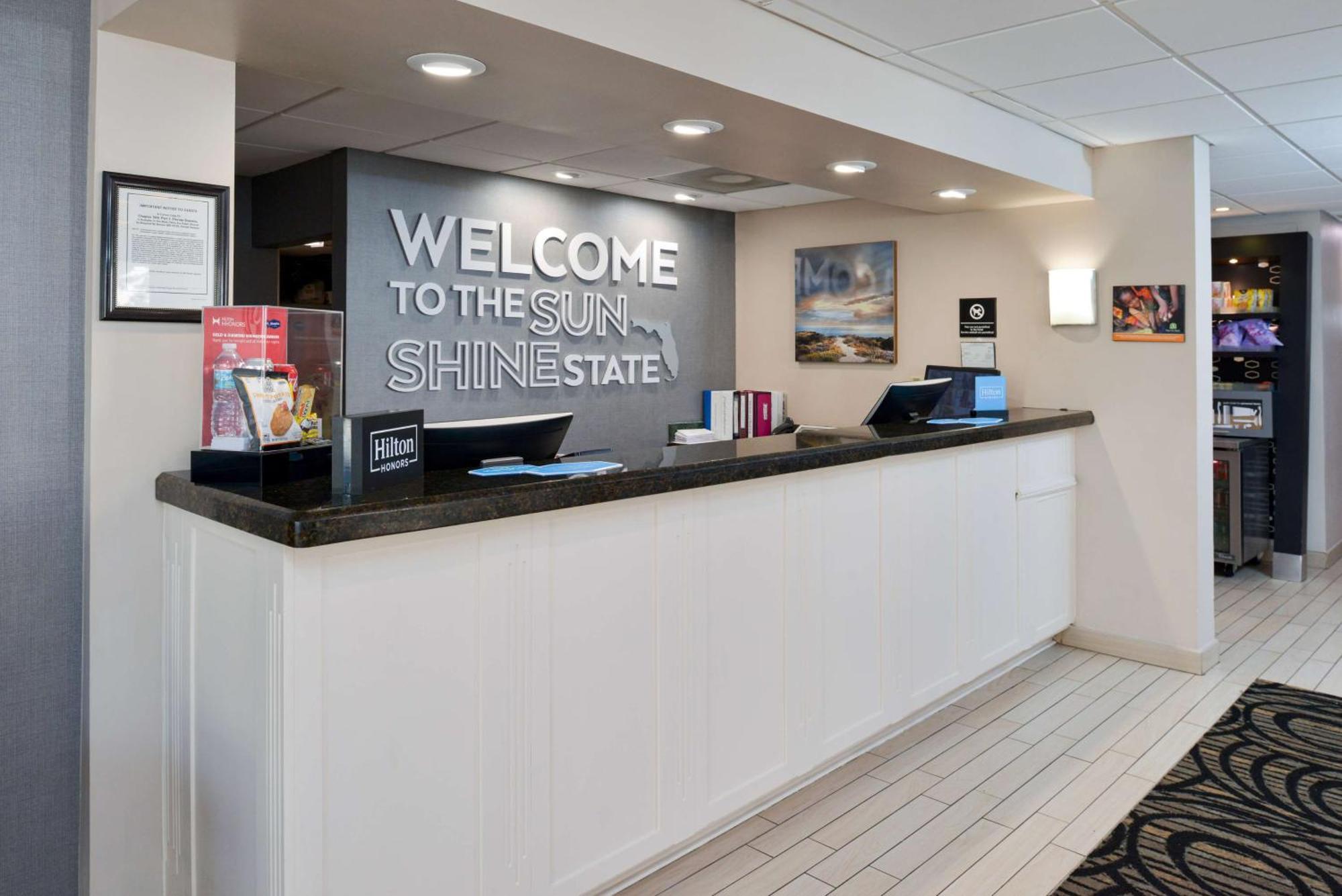 Hampton Inn Vero Beach Outlets Екстер'єр фото